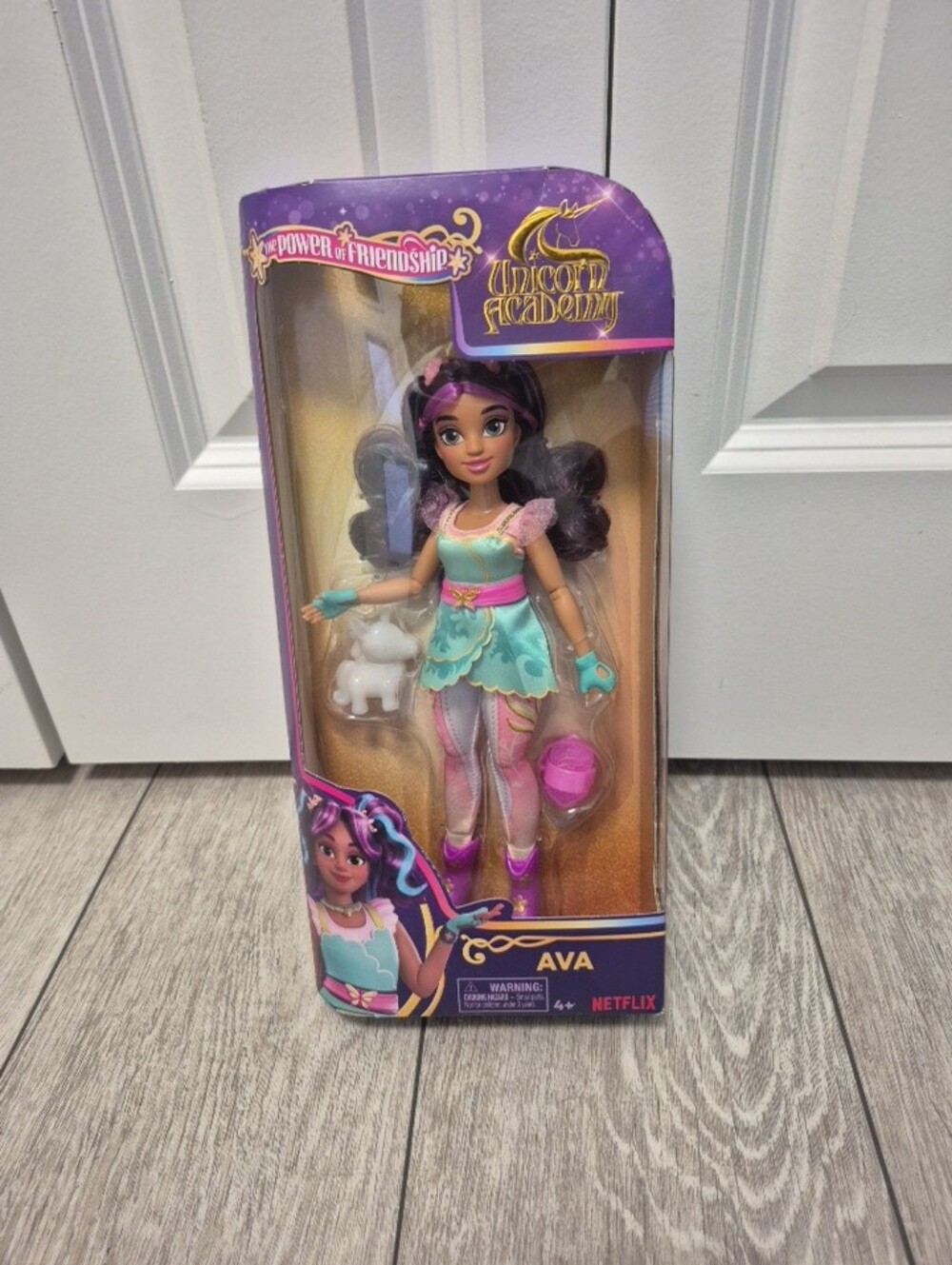 Unicorn Academy AVA 9.5" Doll Fashion & Hair Accessories Netflix 2024 New In Box